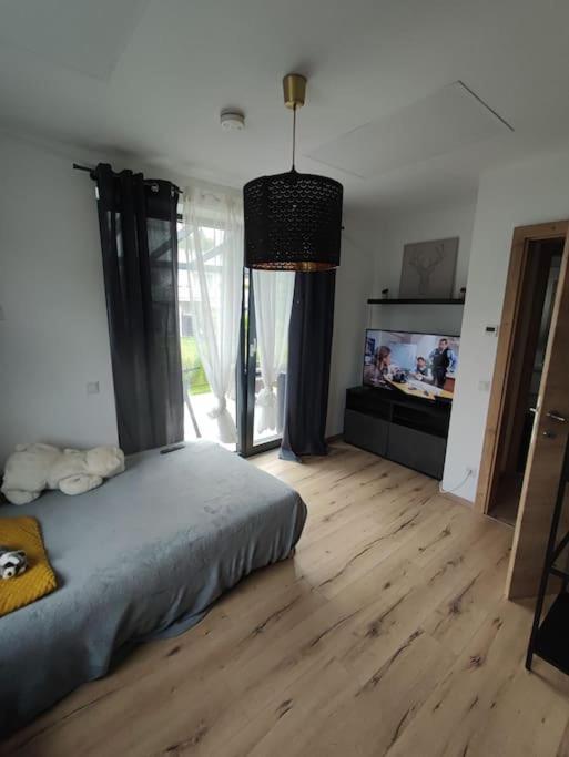 Schoene Wohnung Mit Terrasse Und Parkplatz فيلدين ام ورثرسي المظهر الخارجي الصورة