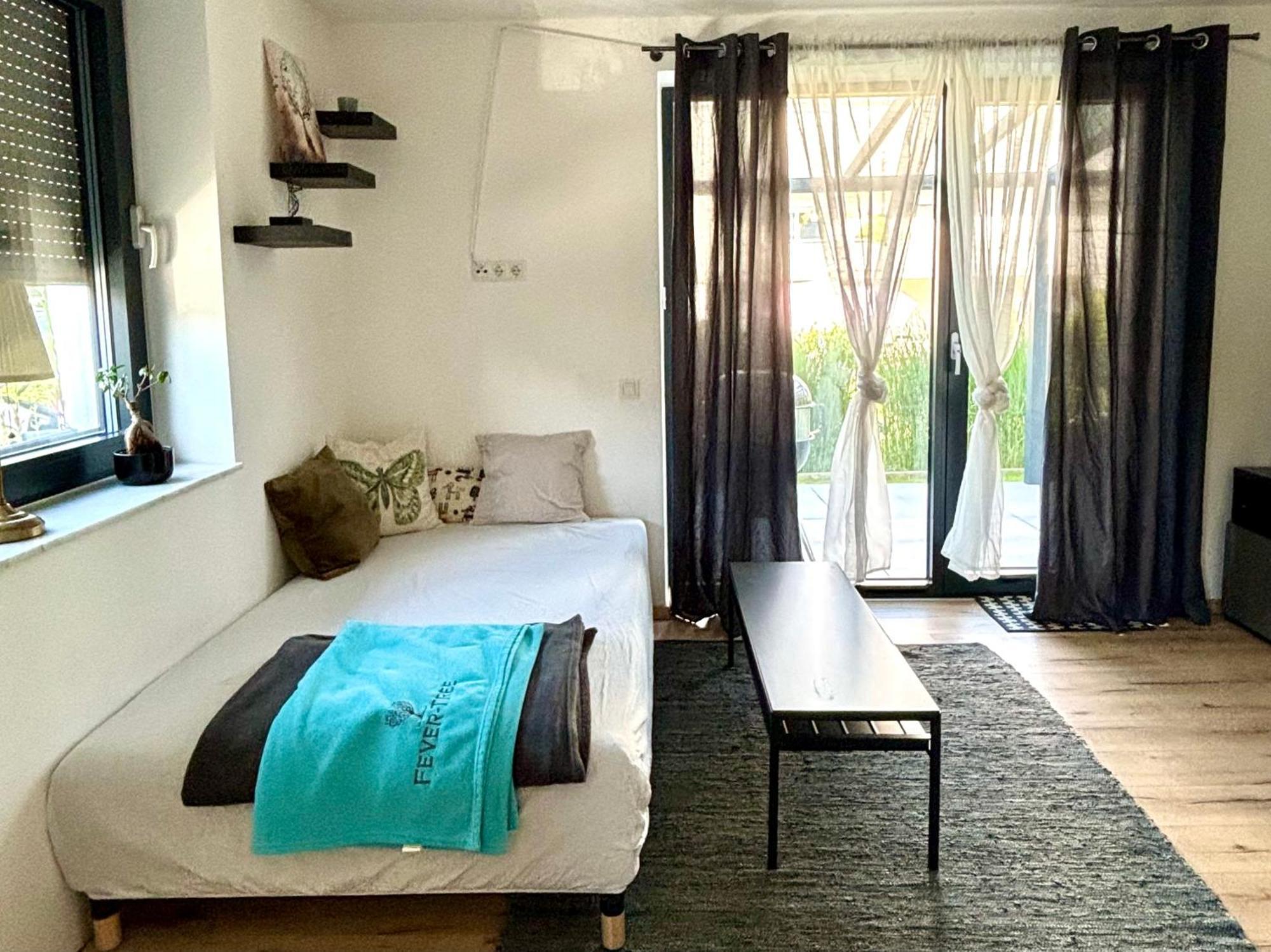 Schoene Wohnung Mit Terrasse Und Parkplatz فيلدين ام ورثرسي المظهر الخارجي الصورة
